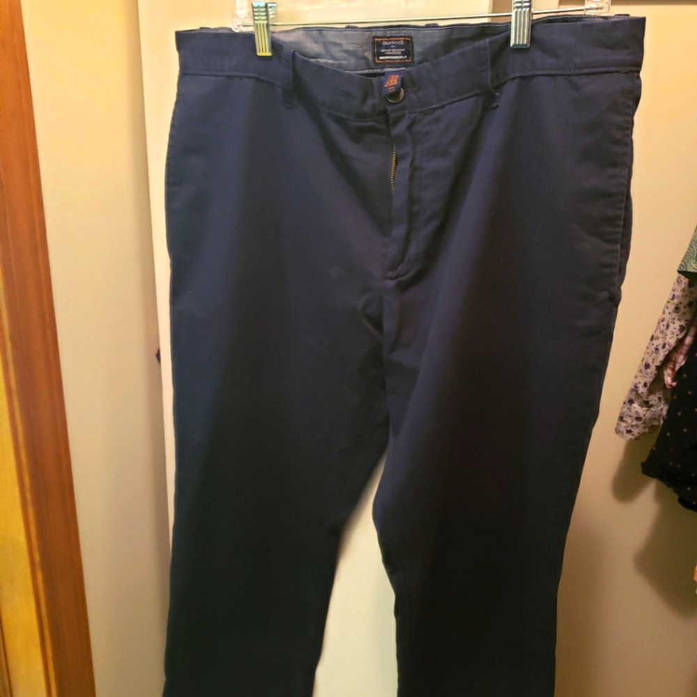 Tapered Gap brand navy blue Khakis 36x30